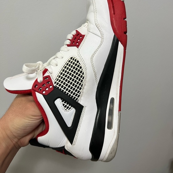 Air Jordan 4 Retro Fire Red (2020) Men’s Size 10.5 (Pre-owned) - Picture 4 of 10